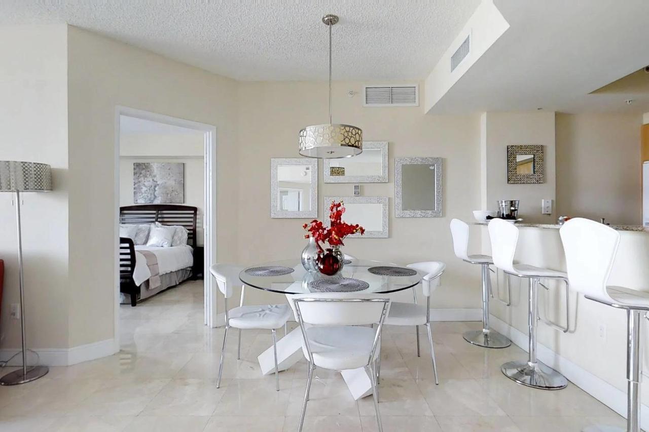 Beautiful Asian Retreat 2Bd 2Bth Apt Min To Beach Miami Beach Dış mekan fotoğraf